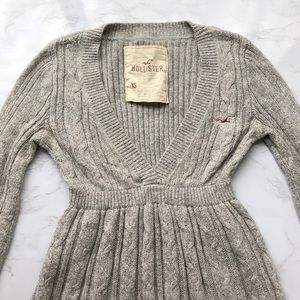 Hollister V Neck Baby Doll Sweater Light Gray